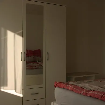 Διαμέρισμα Apartmentbuymetzingen *